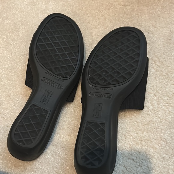 Black wedge sandals - Picture 2 of 3